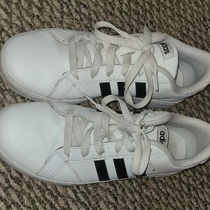 Adidas Womens 6